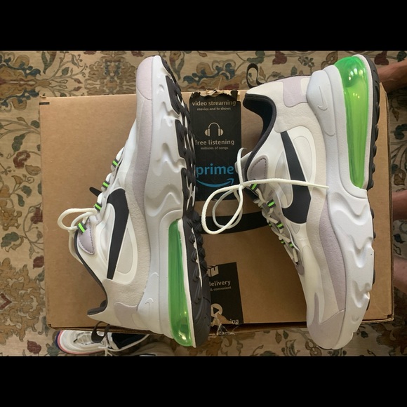 Men’s Nike Air Max 270 React Size 13 - Picture 2 of 5